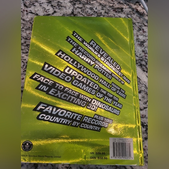 Guinness World Records 2009 With All-New 3-D Photography - Picture 3 of 4